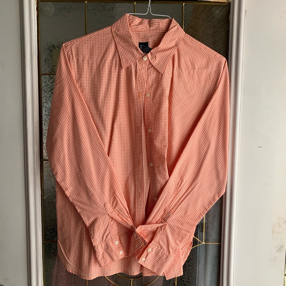 Gap classic fit button down